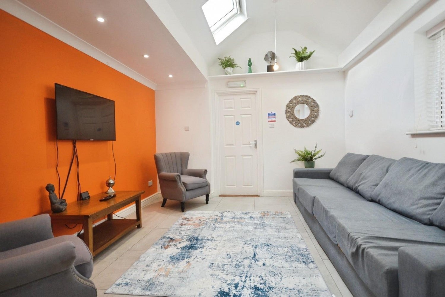 Flat Granby Gardens in Reading