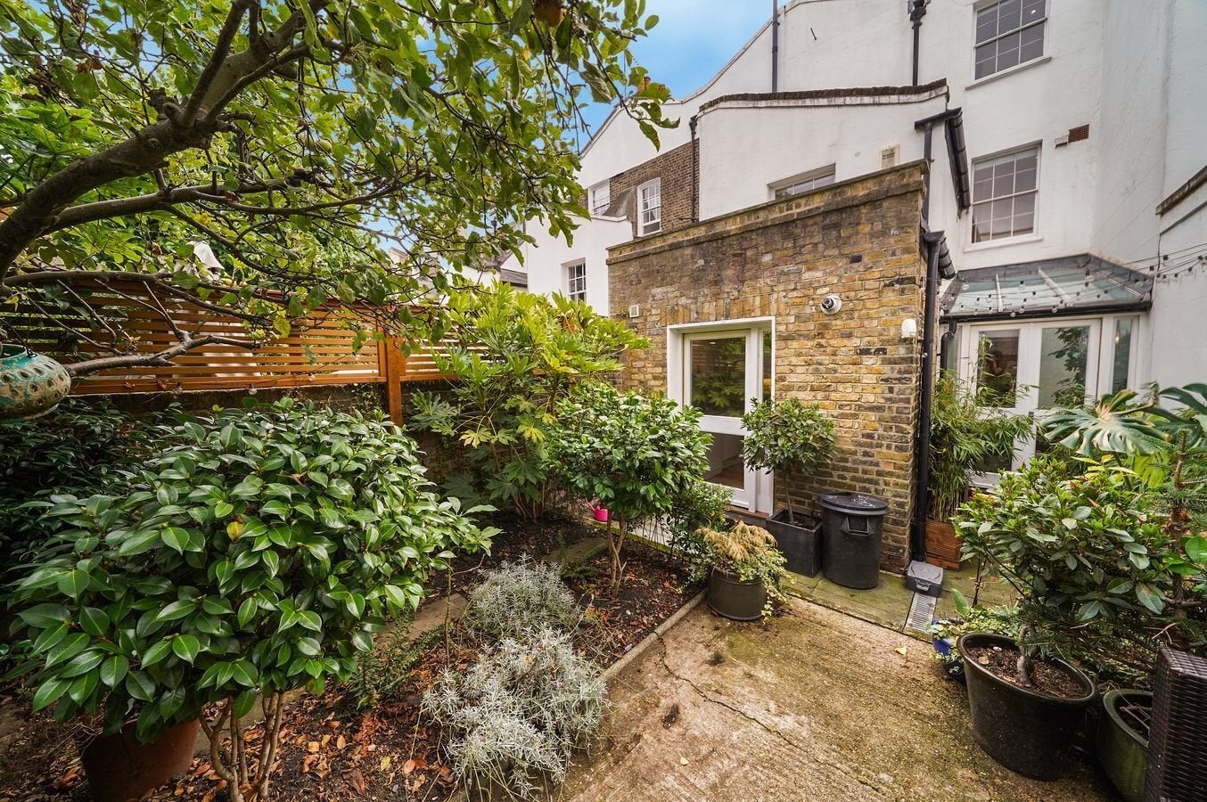 House St John's Wood Terrace in City of Westminster