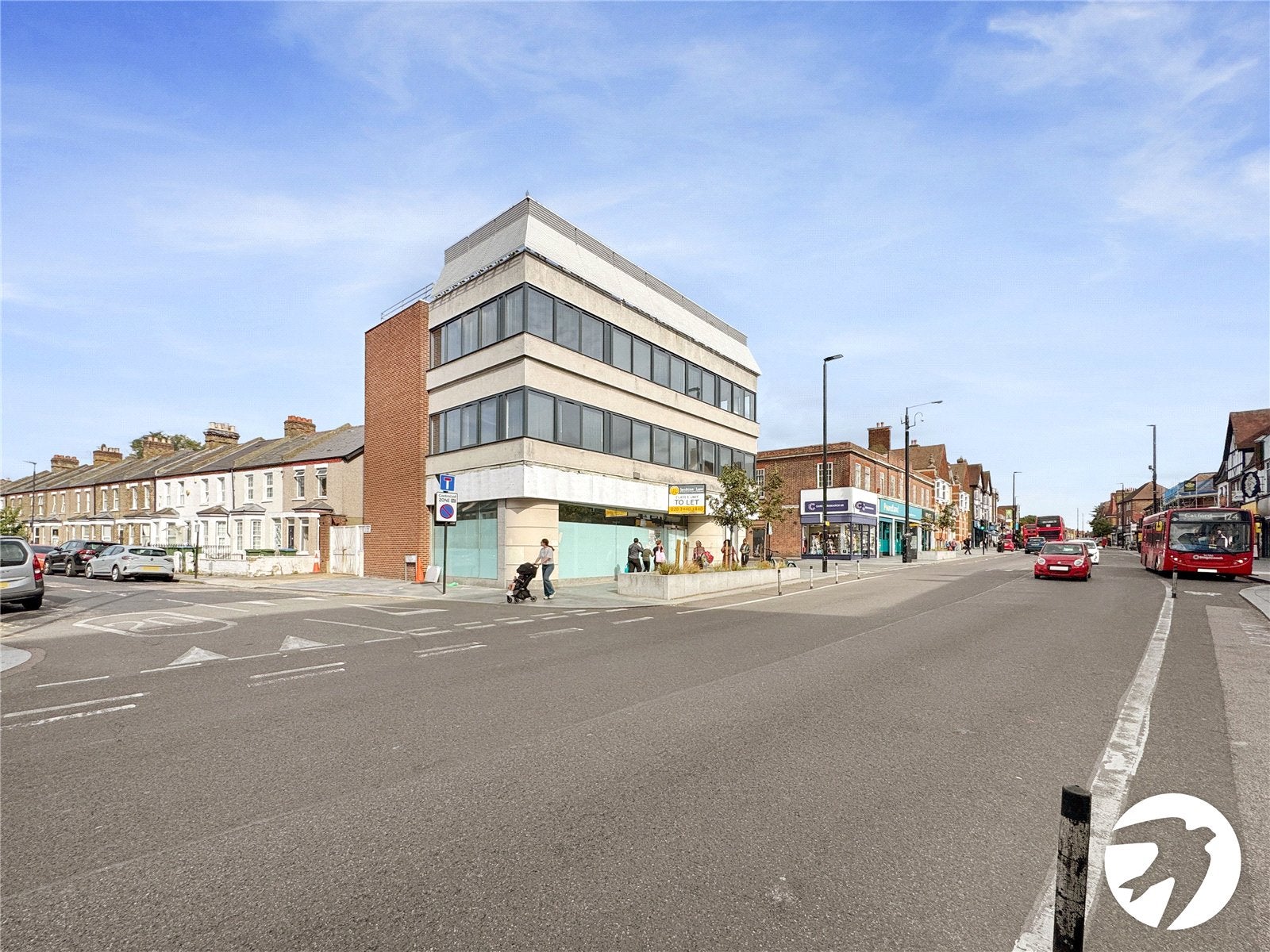 Flat William Barefoot Drive in Greater London