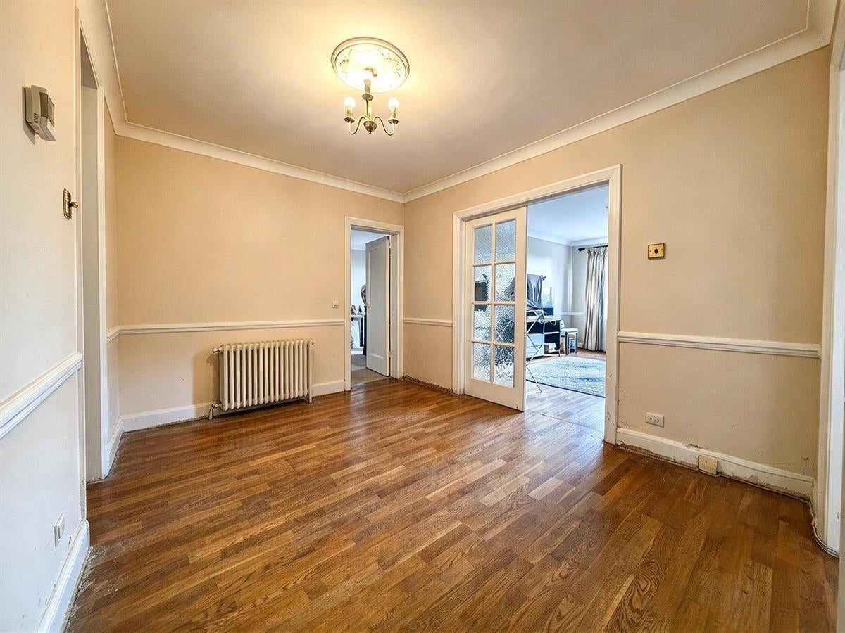 Flat Raymond Road in Greater London