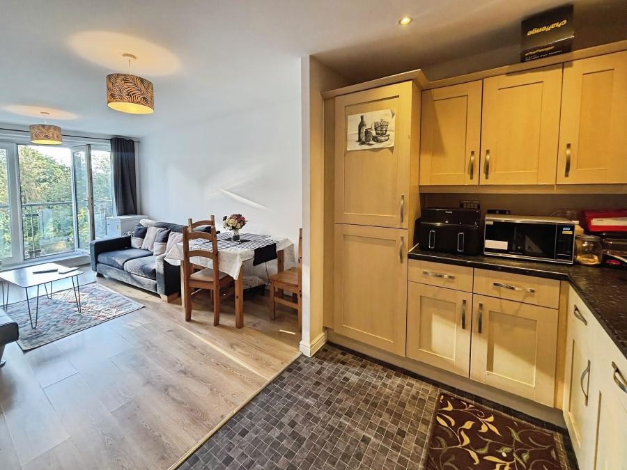 Flat Parkhouse Court in Welwyn Hatfield