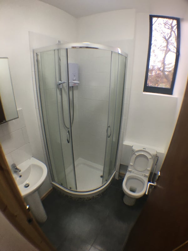 Room Katherine Road in Greater London