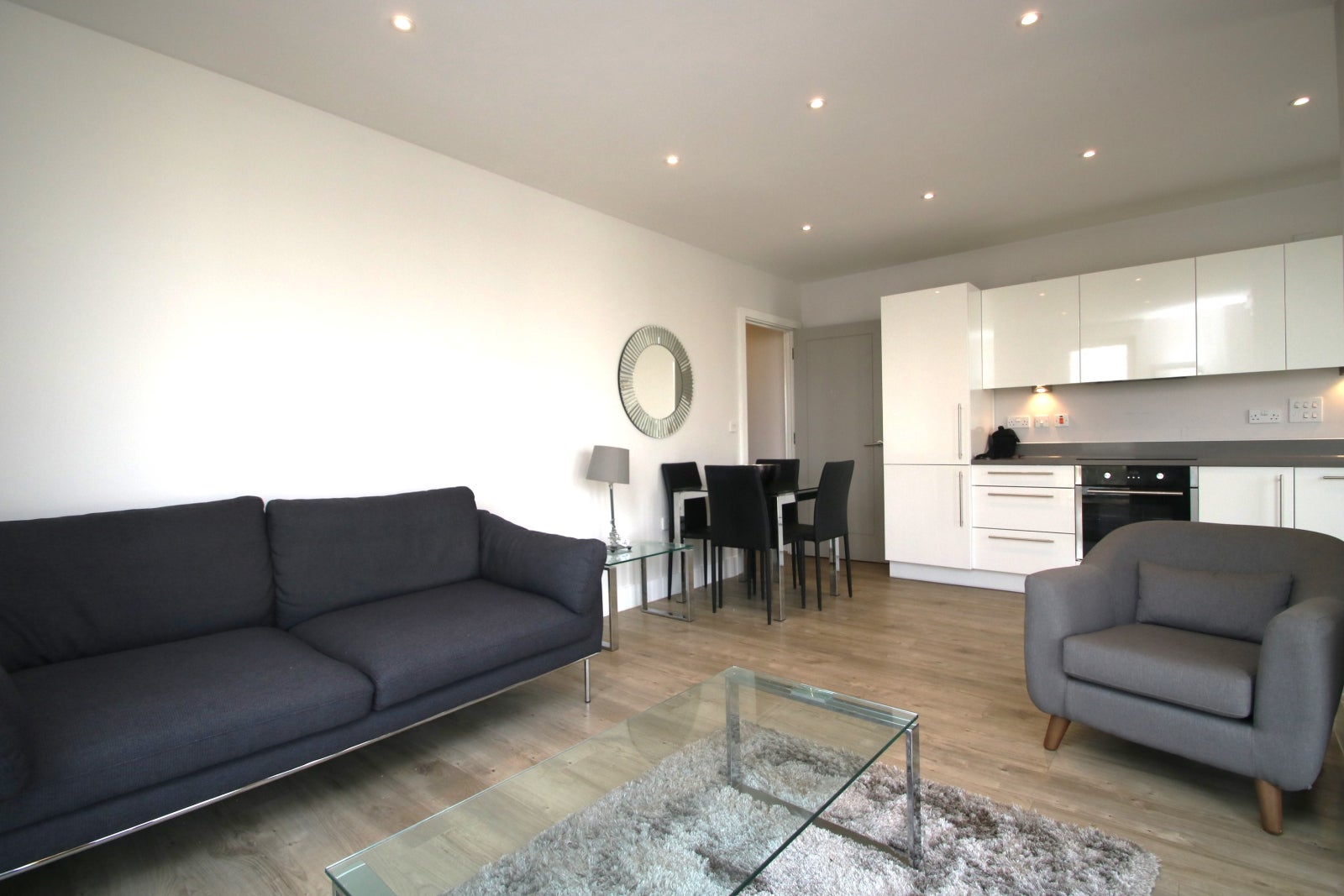 Flat St Ives Place in Greater London