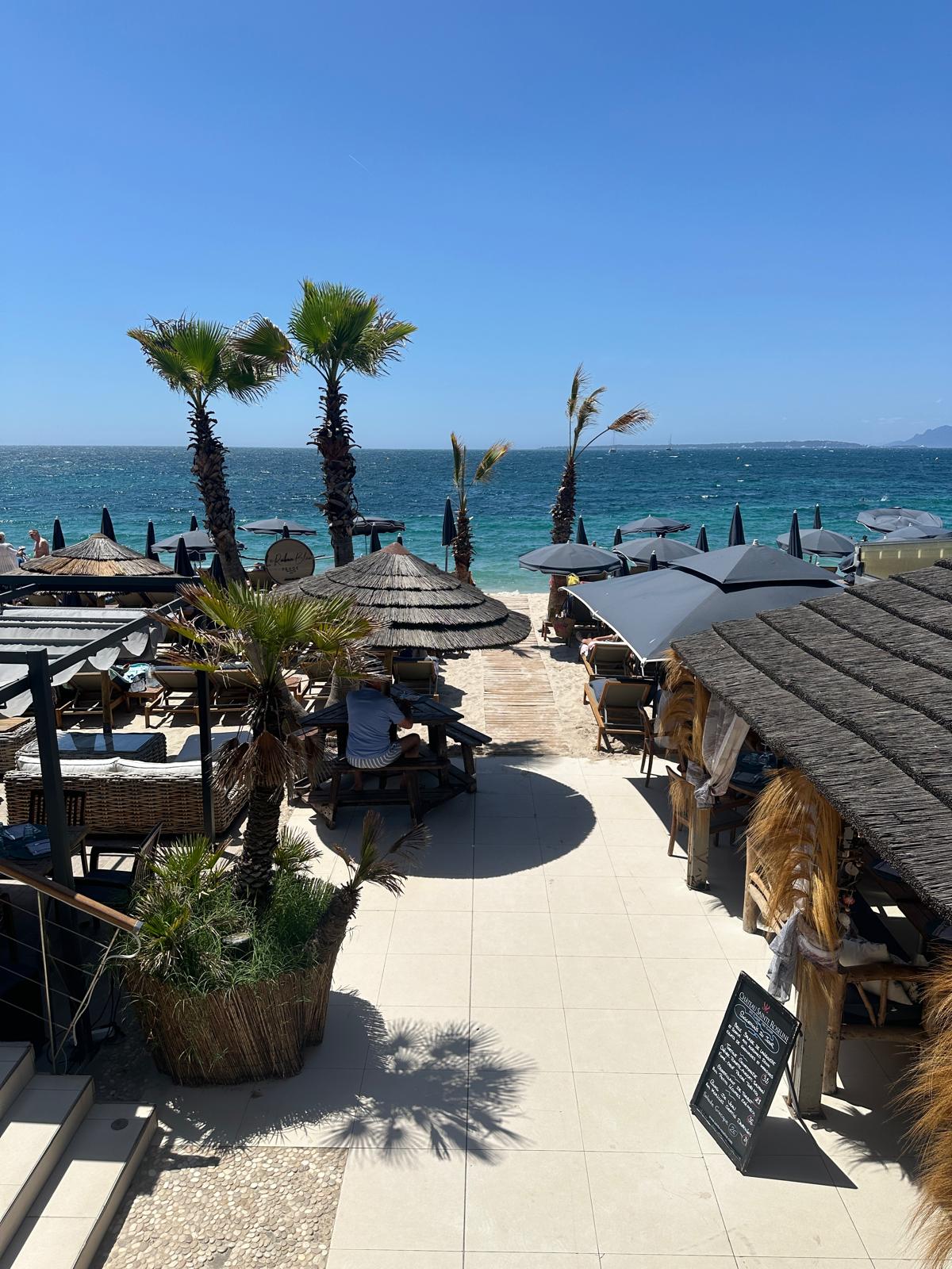 Chambre Avenue Guy de Maupassant à Antibes