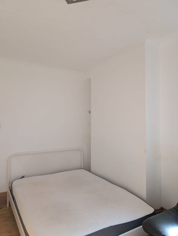 Room Werndee Road in Greater London