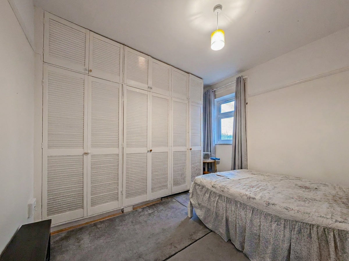 Flat Nutwell Street in Greater London