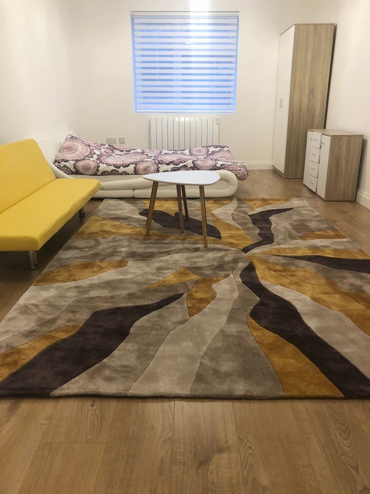 Flat Staveley Gardens in Greater London