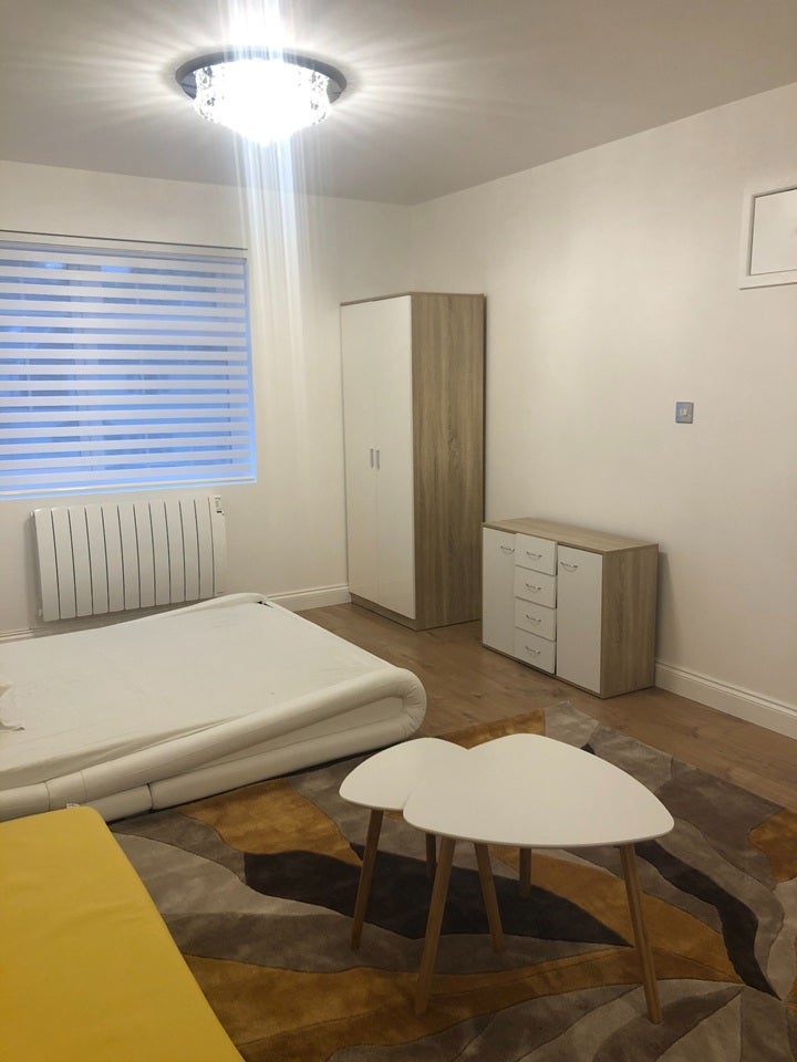 Flat Staveley Gardens in Greater London