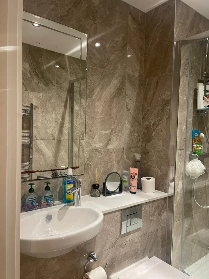 Room Staines Road in Greater London