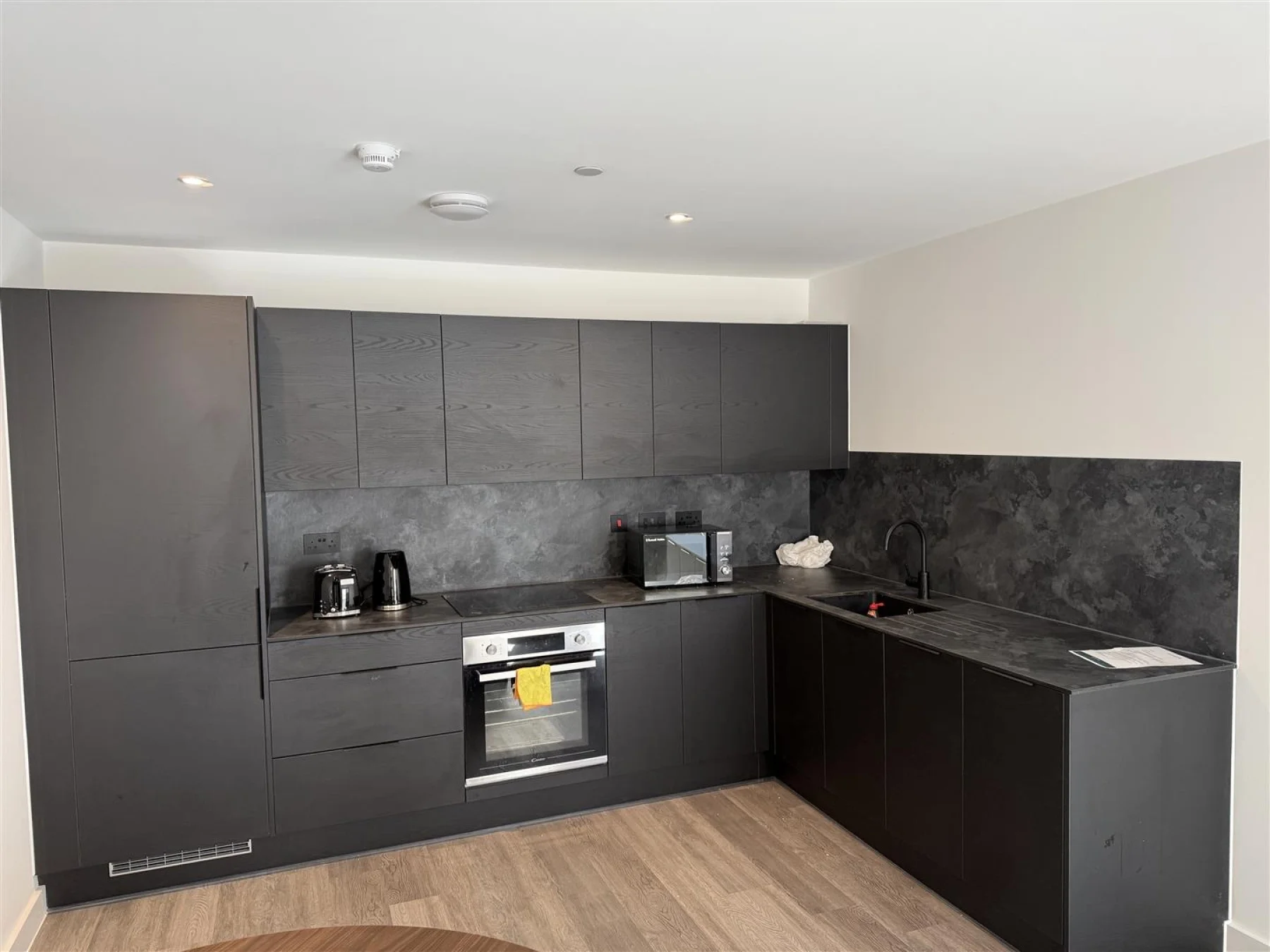 Flat Ordsall Lane in Salford