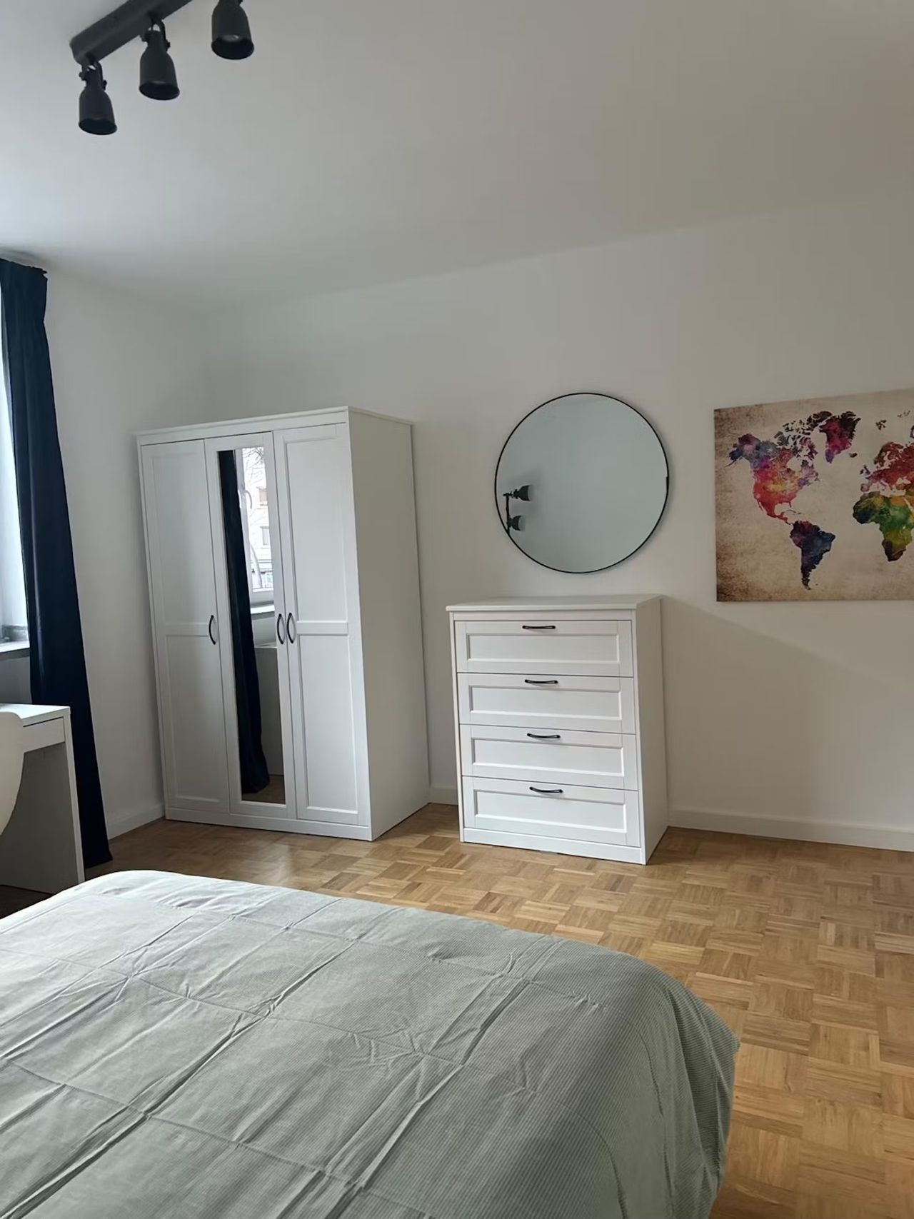 Zimmer Roßstraße in Düsseldorf
