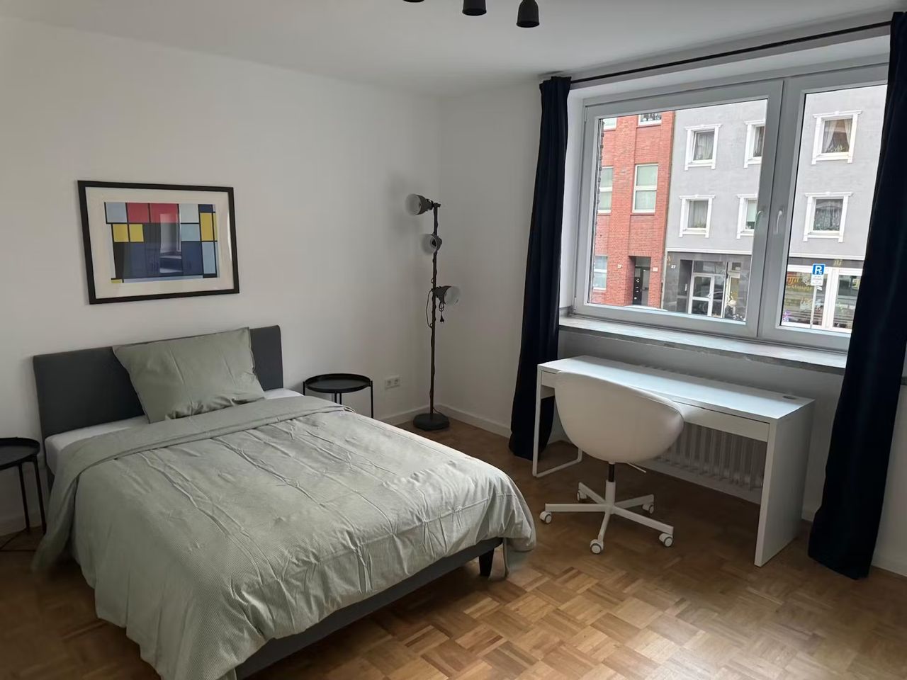 Zimmer Roßstraße in Düsseldorf