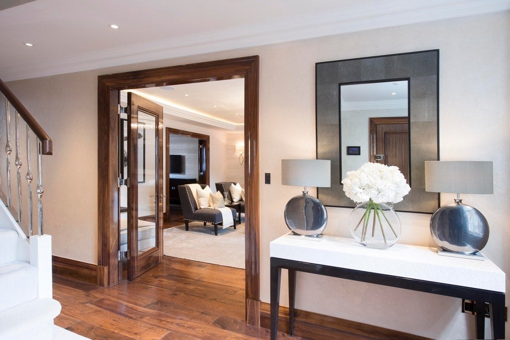 Flat Grosvenor Street in City of Westminster