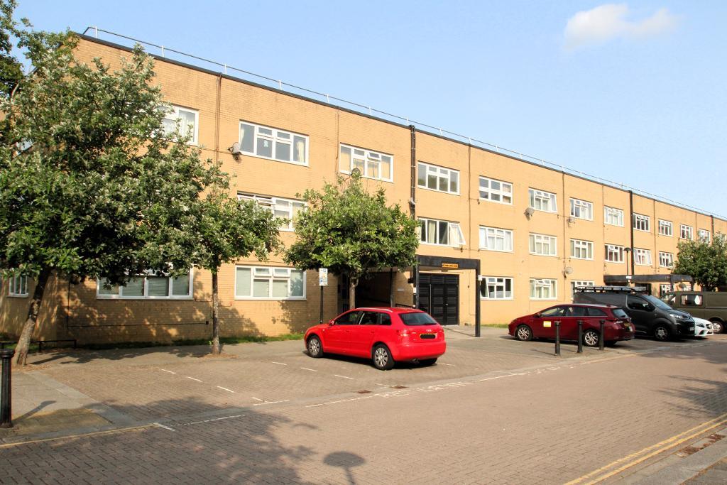 Flat North Ninth Street in Milton Keynes