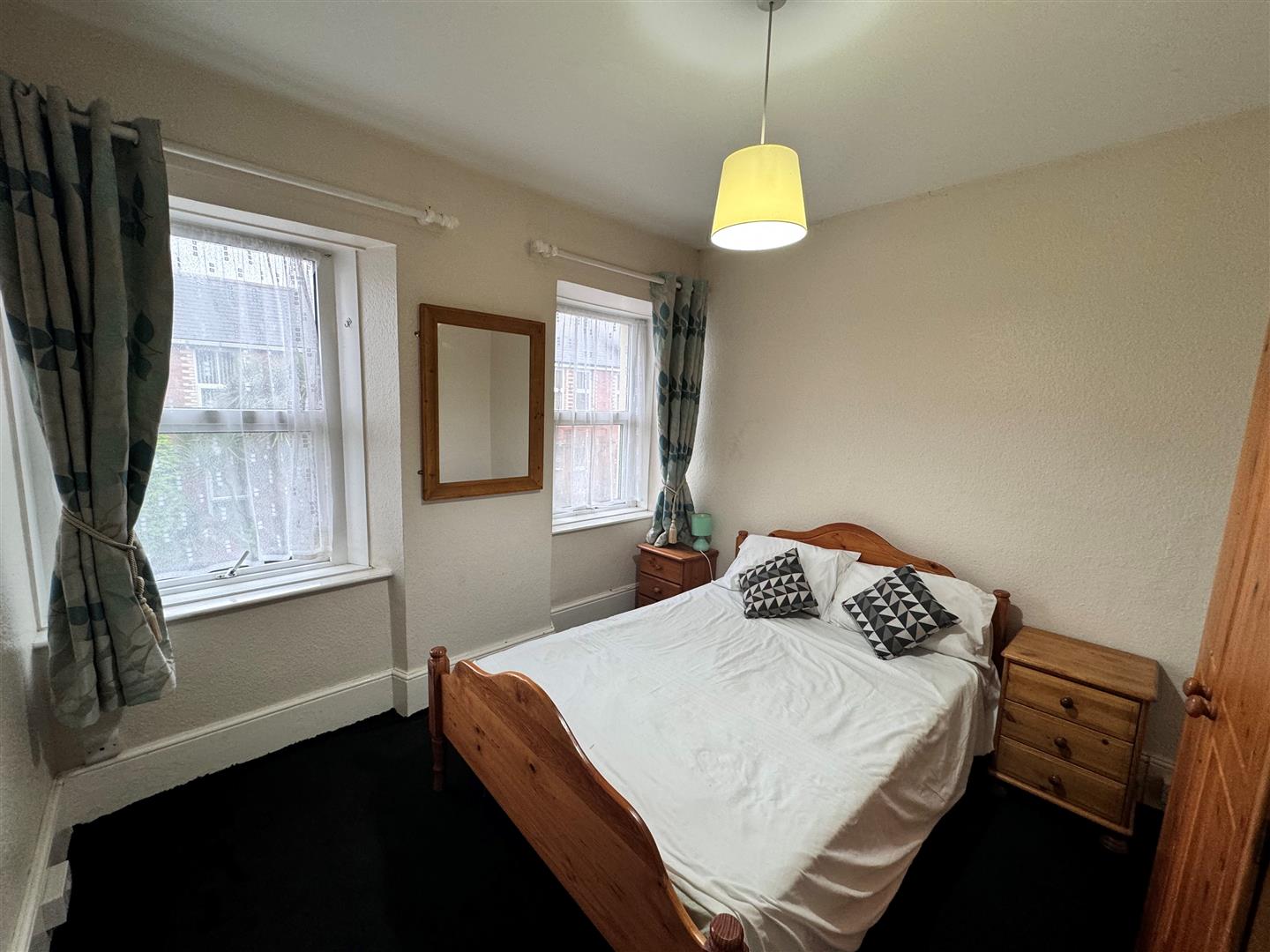 Room New Street in Paignton
