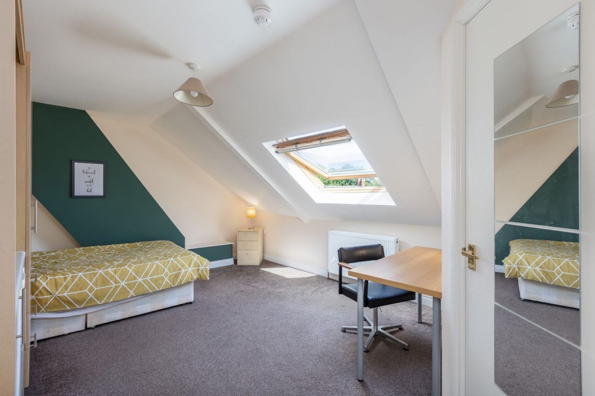 Room Bede Street in Sunderland
