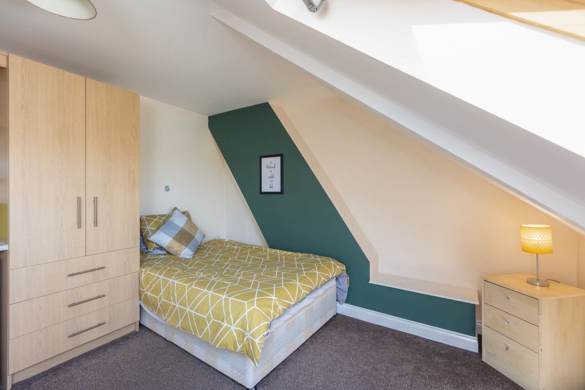 Room Bede Street in Sunderland
