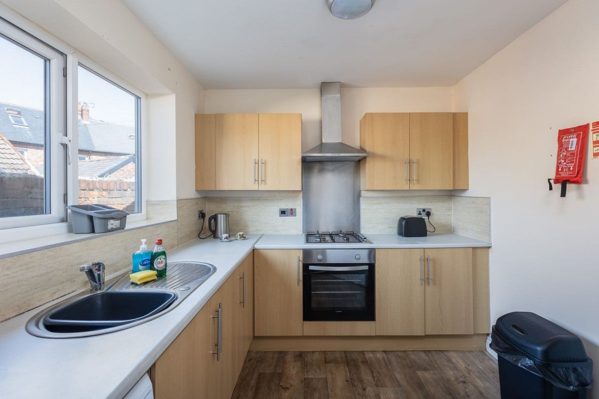Room Bede Street in Sunderland