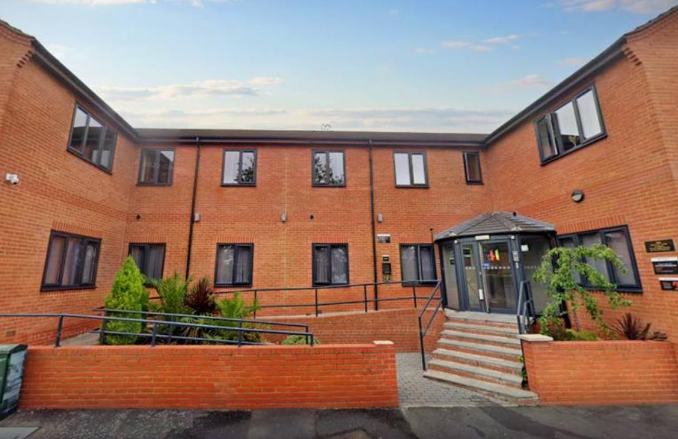 Flat Hartwell Road in Leeds