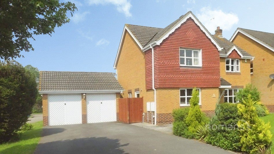 House Broadmead in Rushmoor
