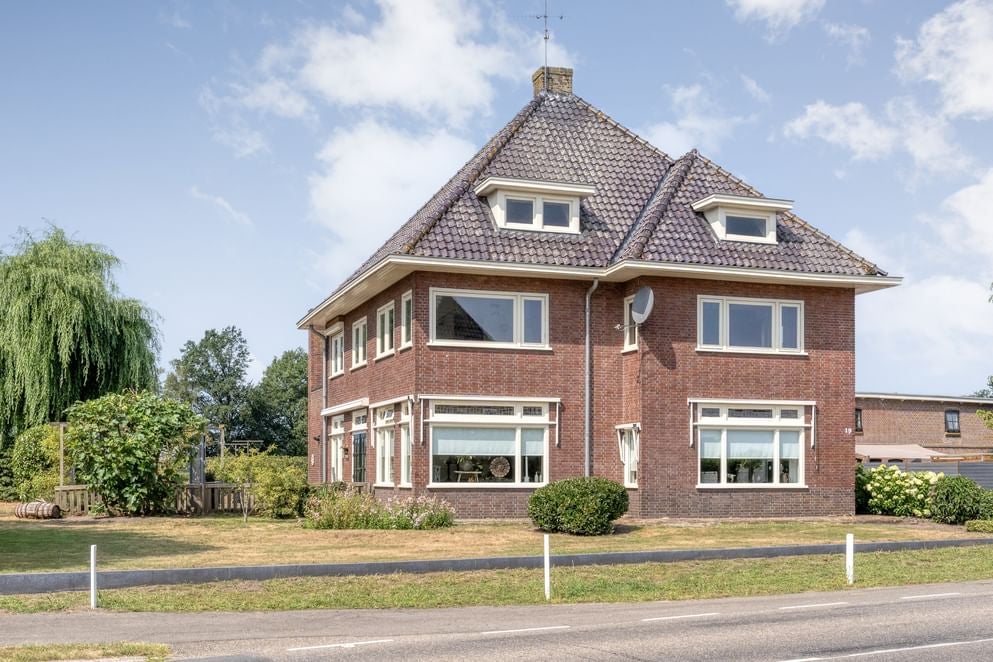 Huis Hammerweg 19 in Hellendoorn