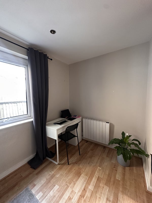 Room Rushey Green in Greater London