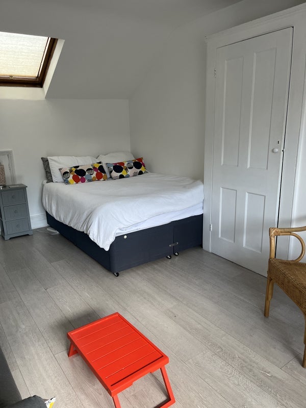 Room Northolme Road in Greater London