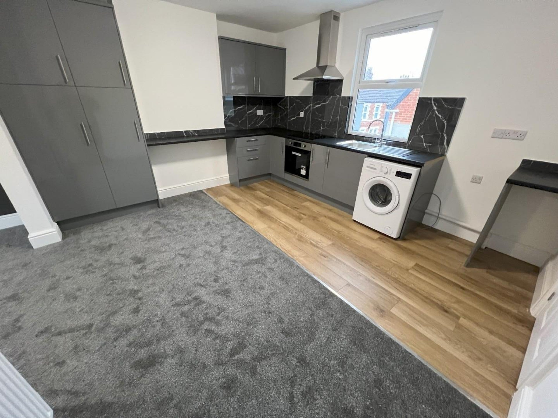 Flat Dean Street in Swindon