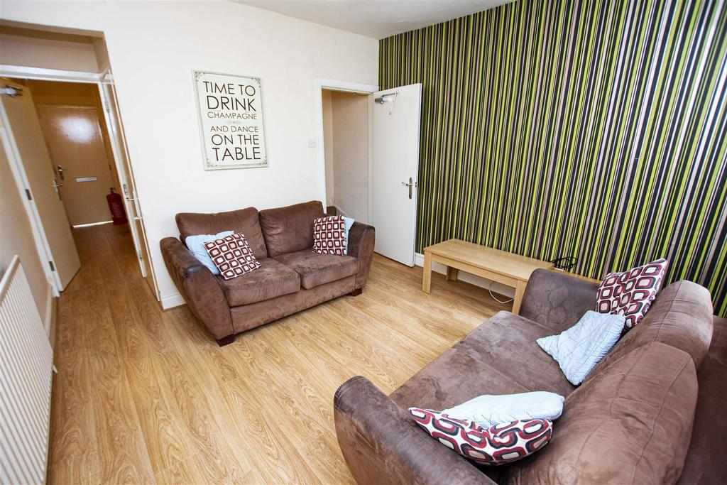 Flat Gleave Road in Birmingham