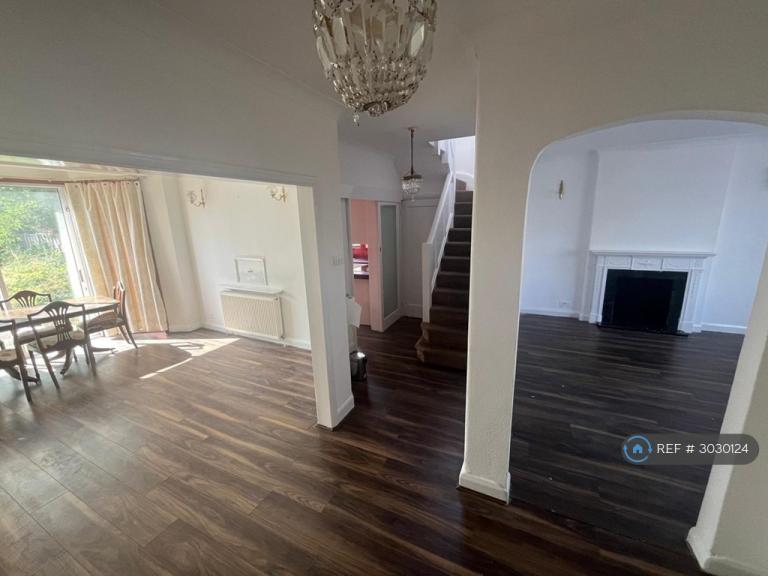 House South Lodge Drive in Greater London