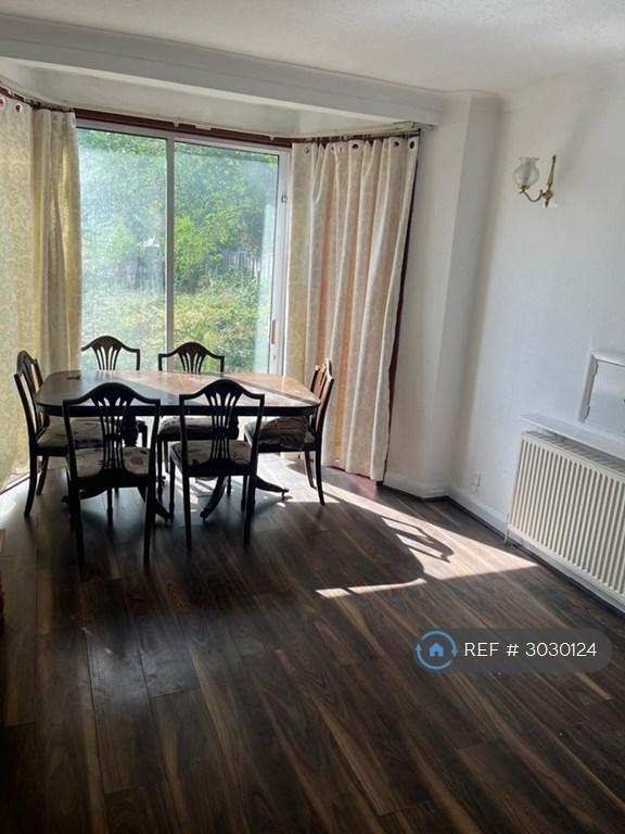 House South Lodge Drive in Greater London