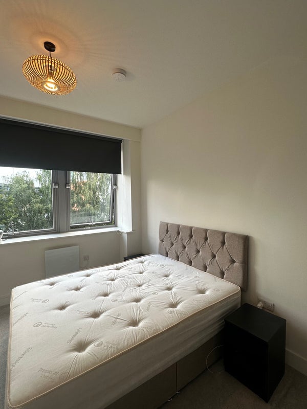 Room Causeway Lane in Leicester