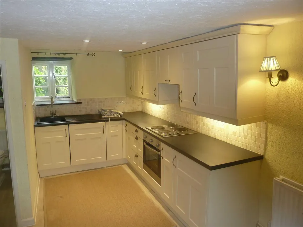 Flat Beacon Lane in Mid Devon