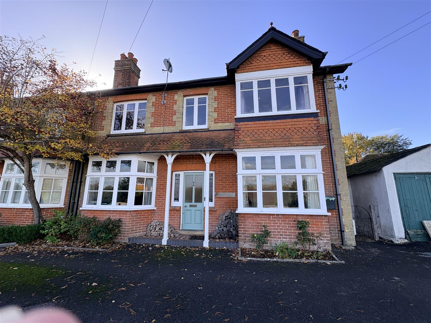 House Lavant Road in Chichester
