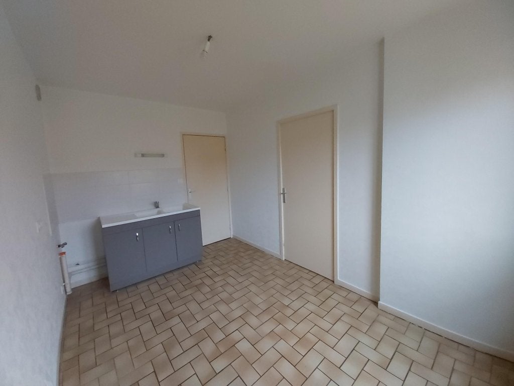 Appartement D 10 à Gondrecourt-le-Château