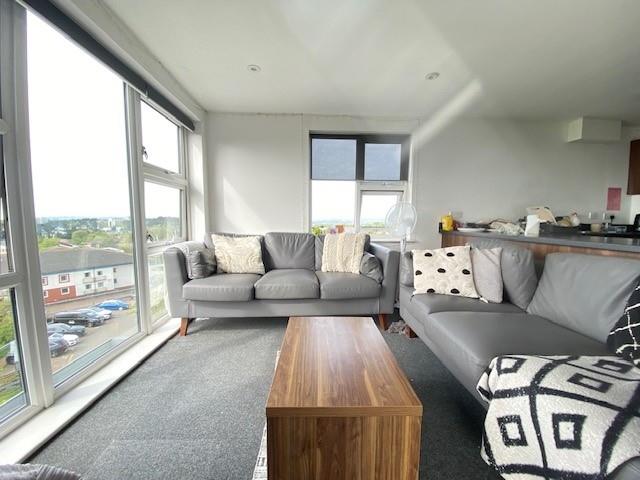 Room Plymbridge Lane in Plymouth