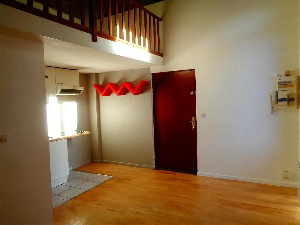 Appartement Rue Fontaine Del Saulx à Lille