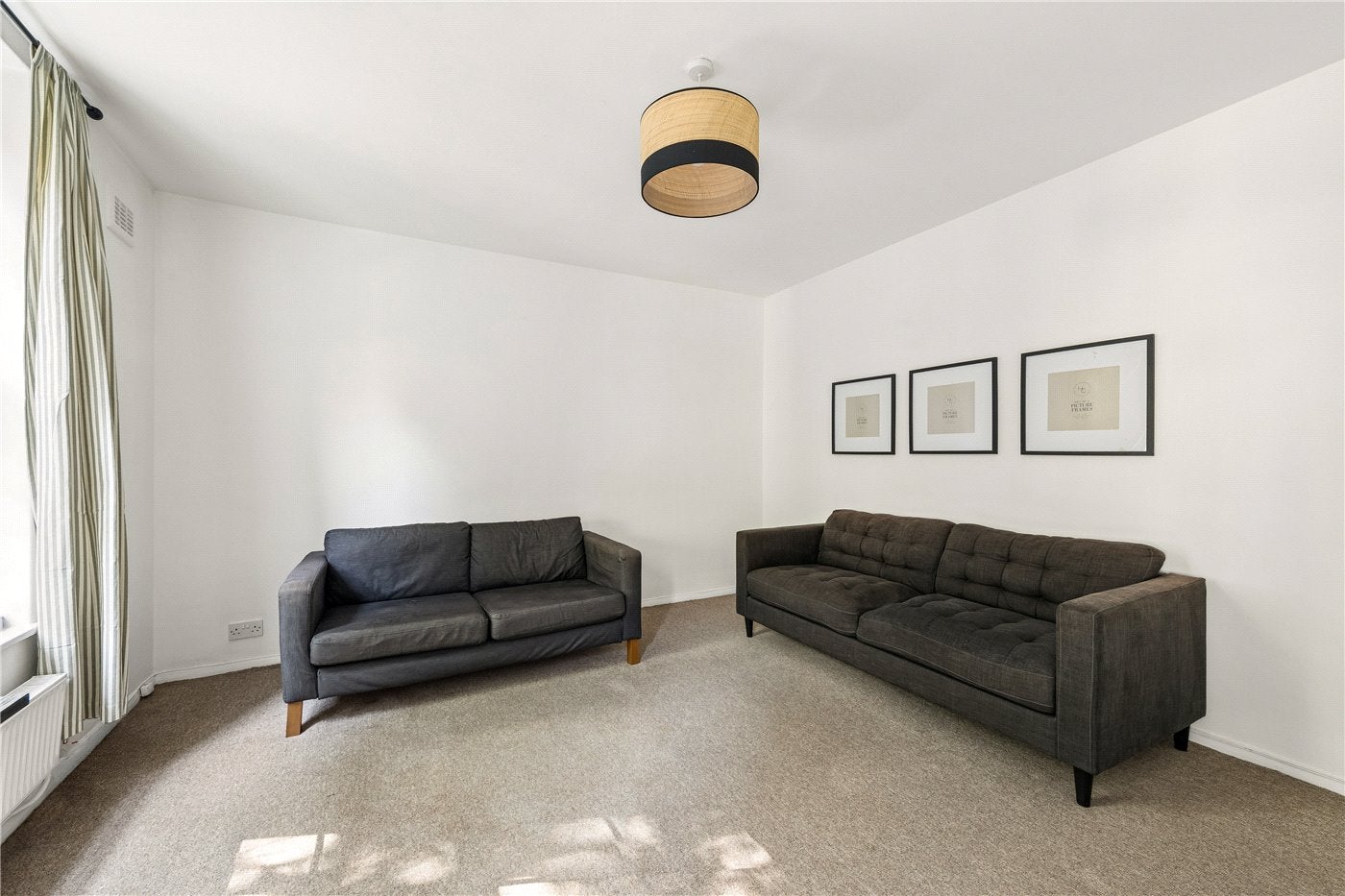 Flat Hornsey Road in Greater London