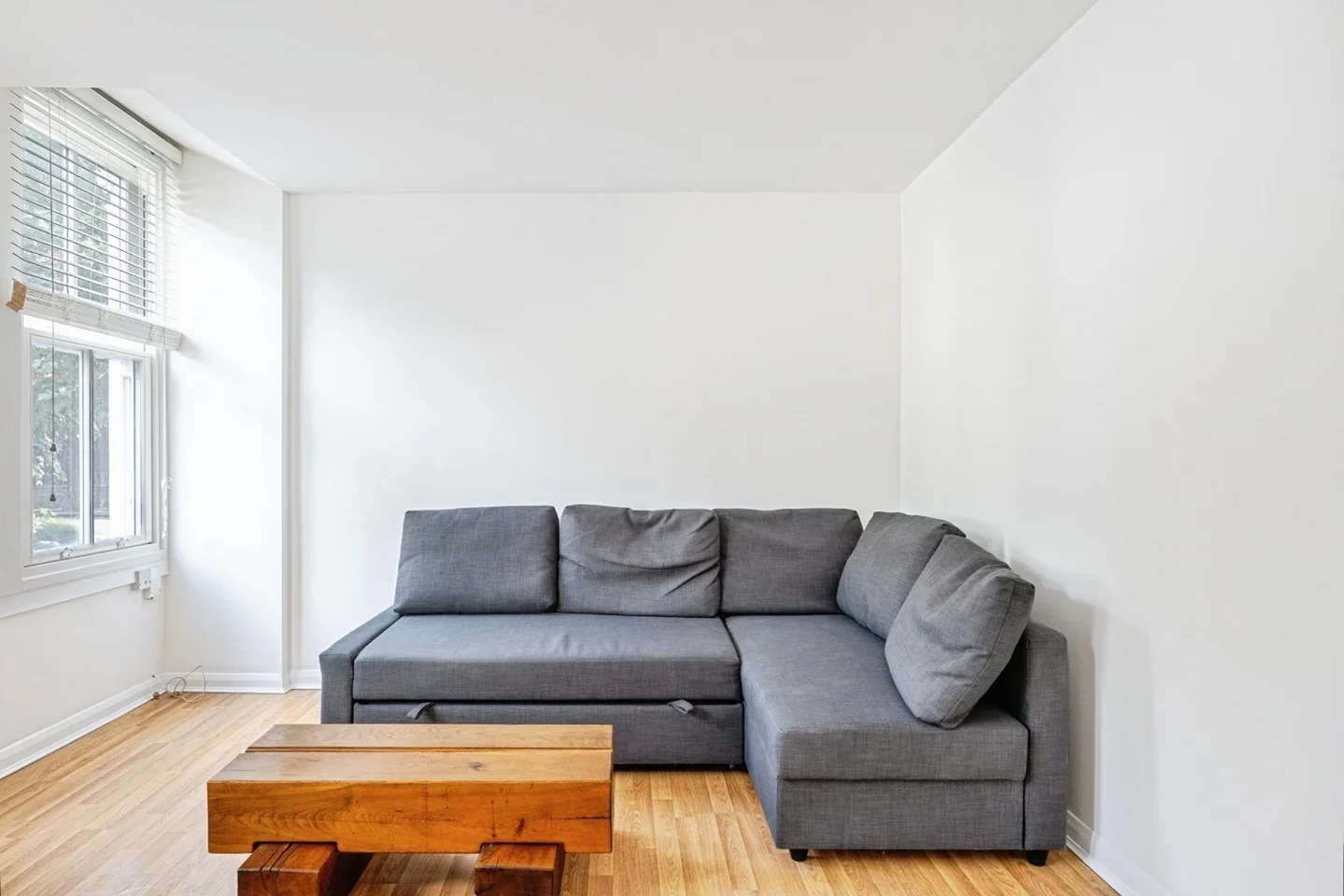 Flat Balmore Street in Greater London