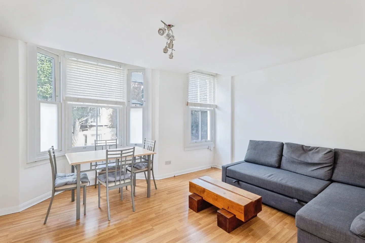 Flat Balmore Street in Greater London