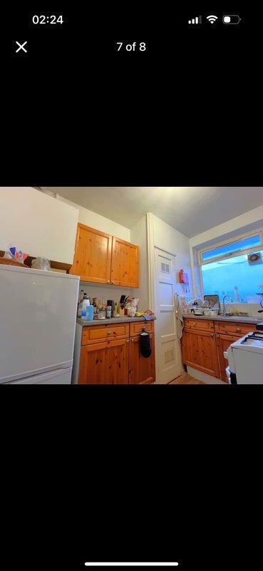 Room Sceptre Road in Greater London