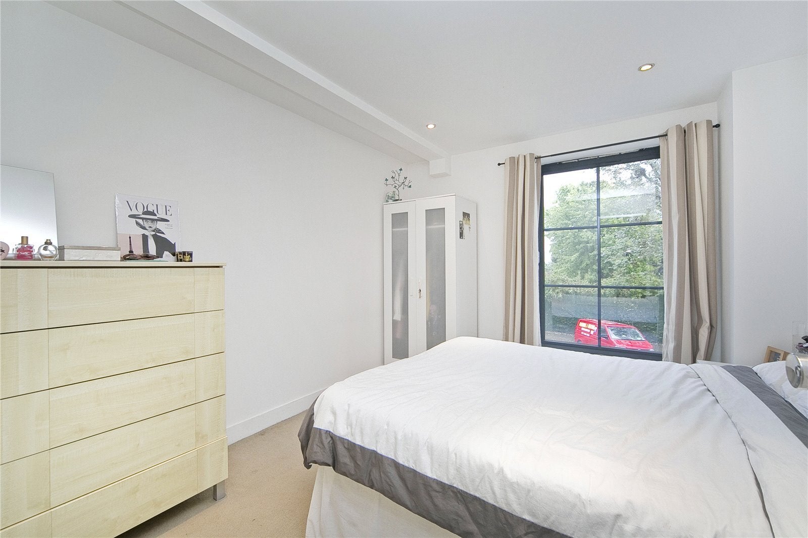 Flat York Way in Greater London