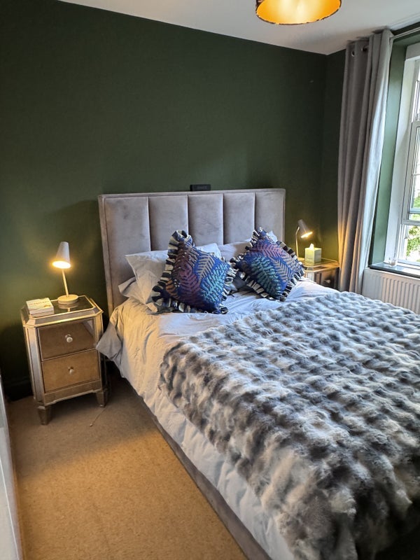 Flat Powlett Place in Greater London