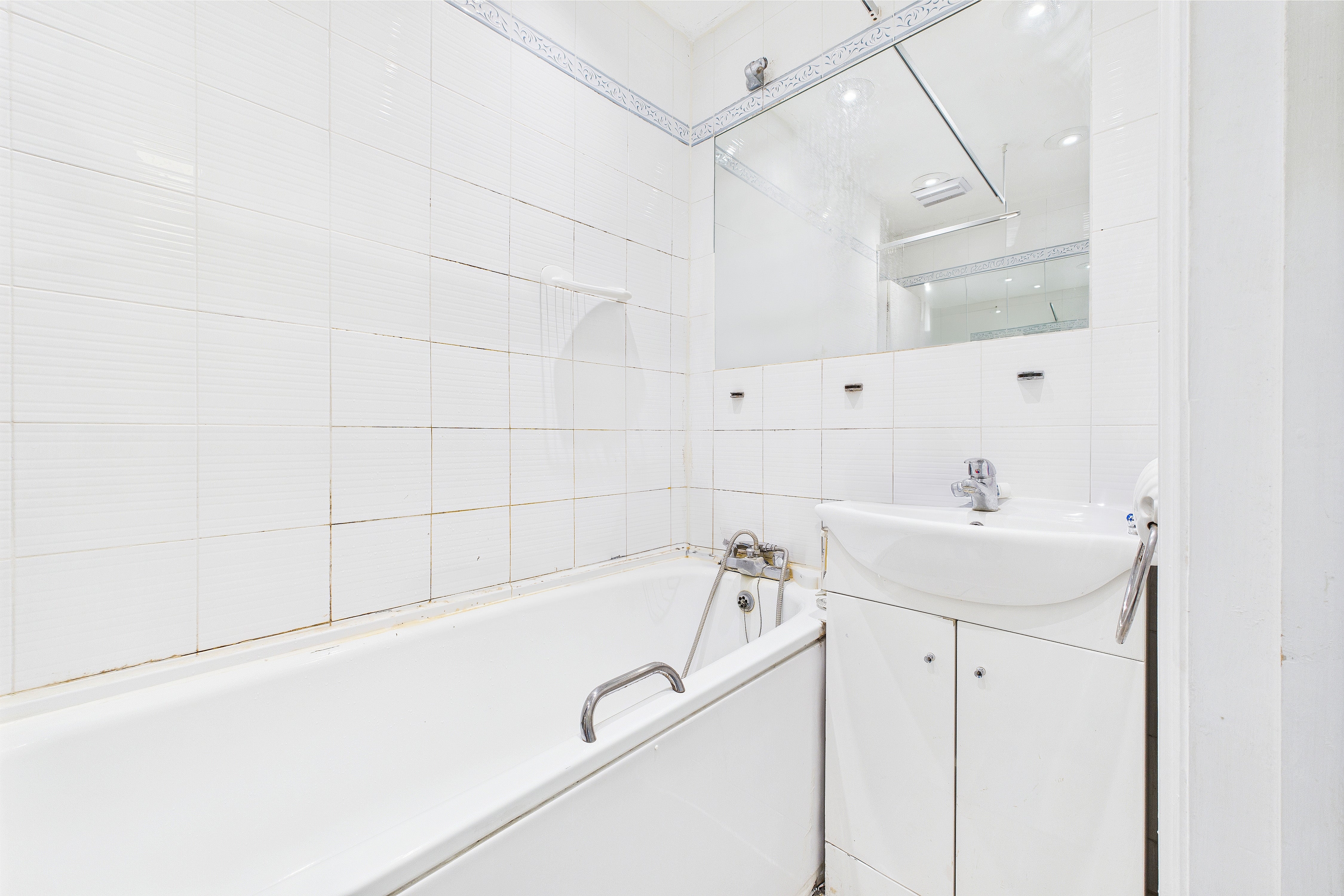 Flat Gunter Grove in Greater London