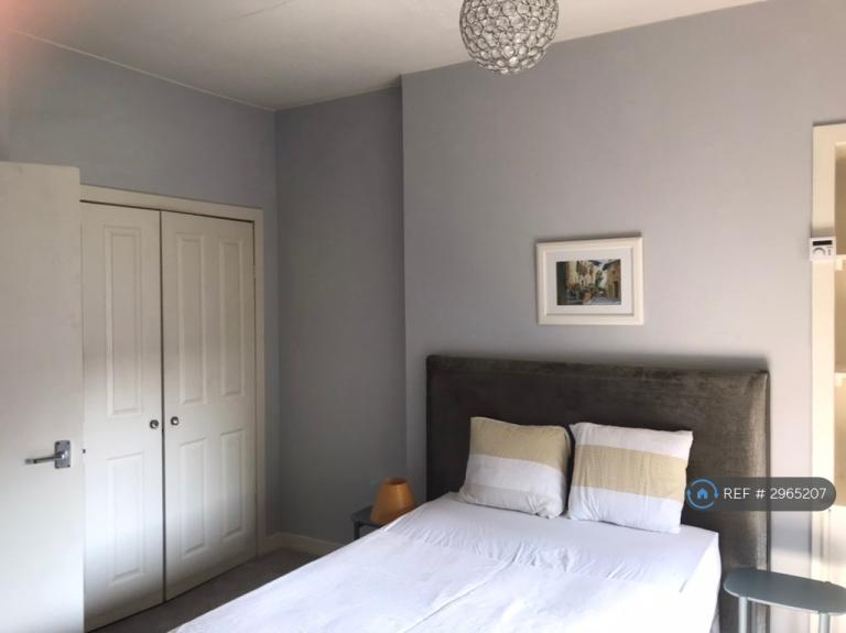 Flat Dunn Street in Paisley