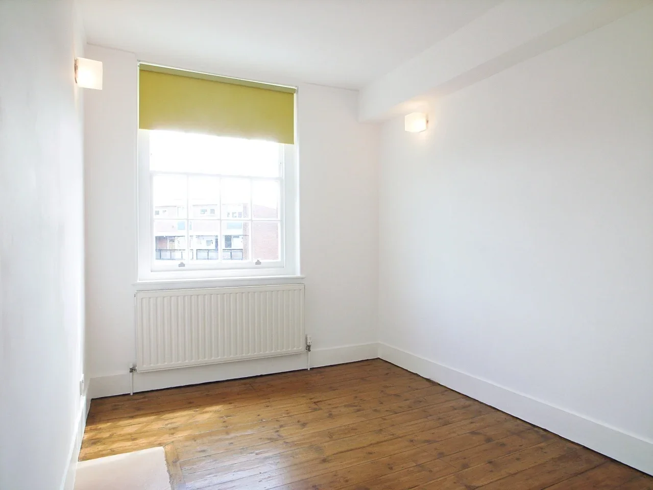 Flat Cressy Court in Greater London
