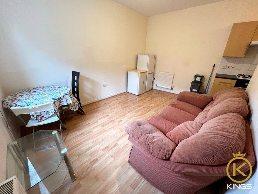 Room St Edward's Road in Portsmouth