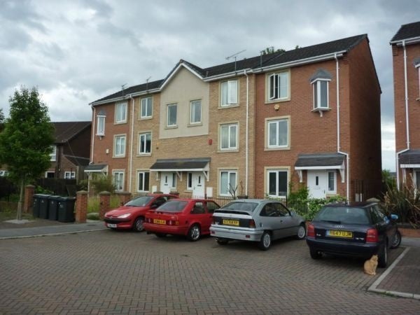 House Sadler Court in Manchester