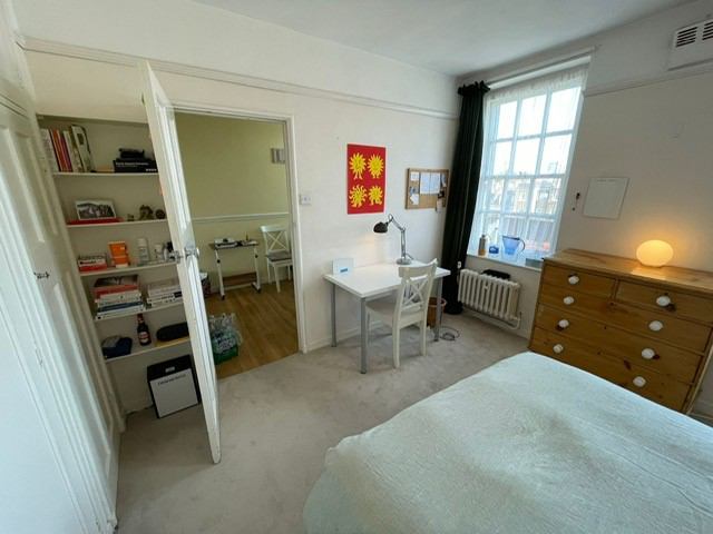 Room Alderney Street in City of Westminster