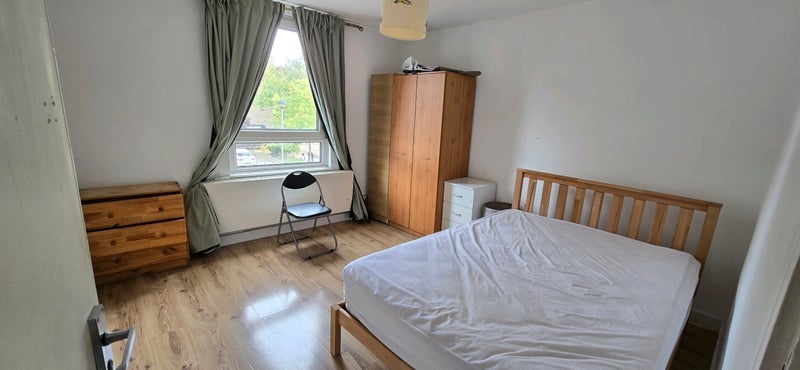 Room Portgate Close in City of Westminster
